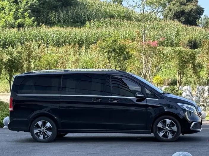 Mercedes-Benz V-Class 2021 Model V 260 Premium Edition – фото 7