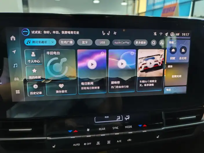 Granvia 2024 Model Intelligent Hybrid 2.5L 4WD Noble PLUS Edition – фото 10