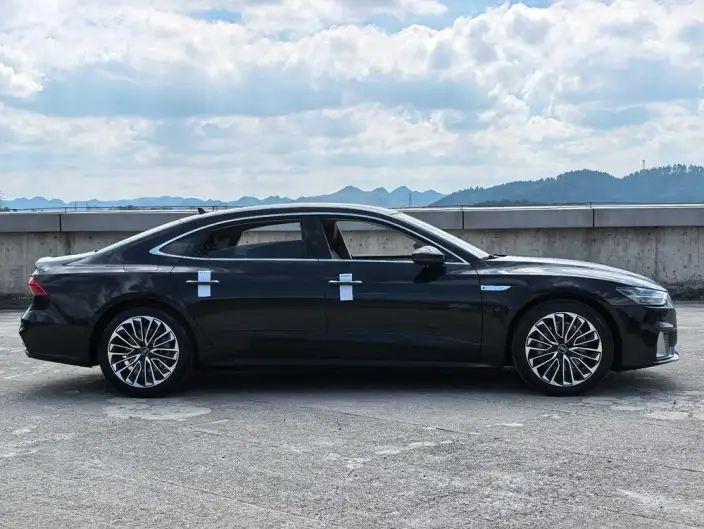 Audi A7 L 2024 Model 45 TFSI Luxury Model – фото 7