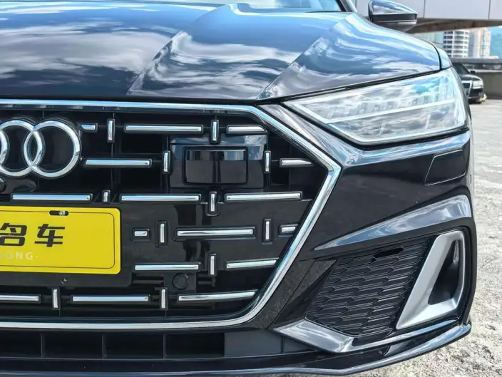 Audi A7 L 2024 Model 45 TFSI Luxury Model – фото 10