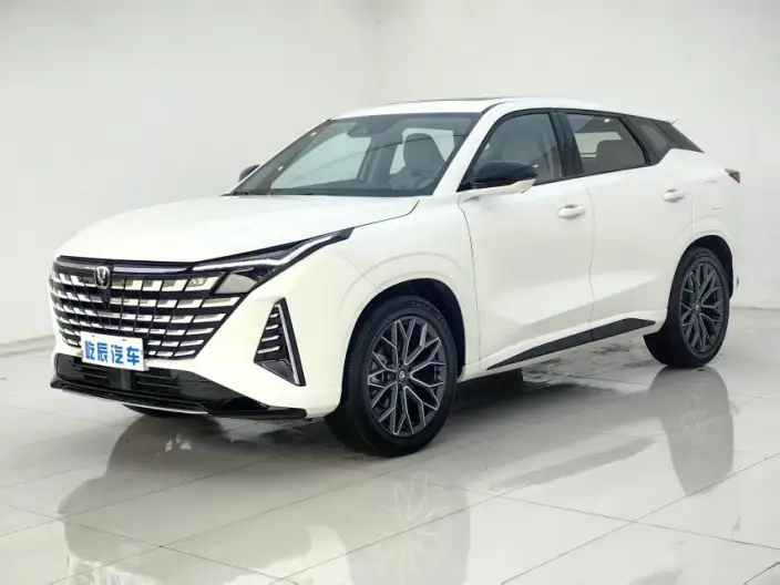 Changan UNI-Z 2025 Model 1.5T DCT Luxury Model
