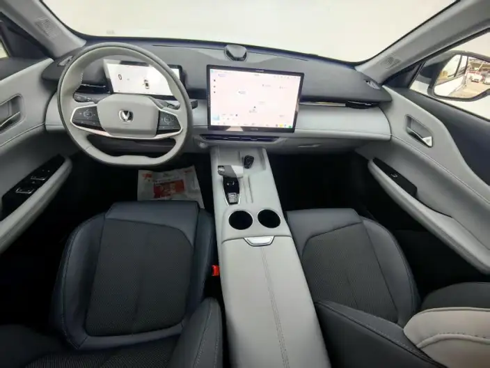 Changan UNI-Z 2025 Model 1.5T DCT Luxury Model – фото 9
