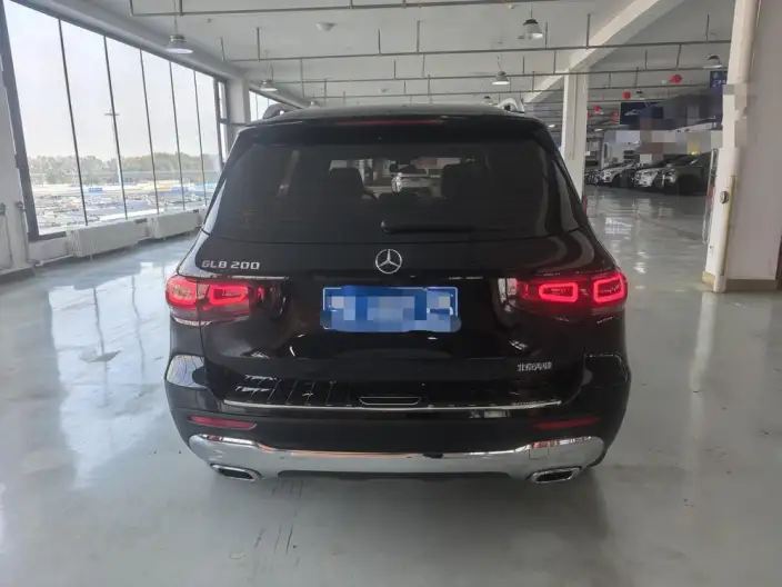 Mercedes-Benz GLB 2022 Model Facelift GLB 200 Dynamic Model – фото 5