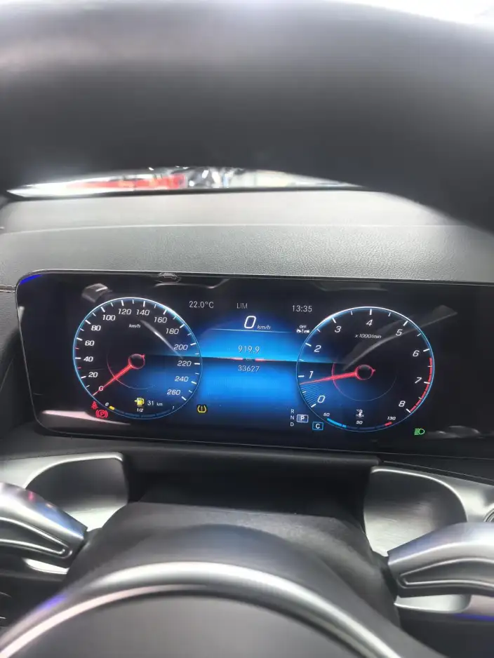 Mercedes-Benz GLB 2022 Model Facelift GLB 200 Dynamic Model – фото 9