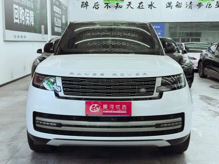 Range Rover 2024 Model 3.0 L6 400PS Shengshi Extended Edition 7 seat