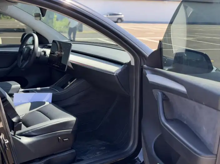Model Y 2023 Model Rear-wheel drive version – фото 10