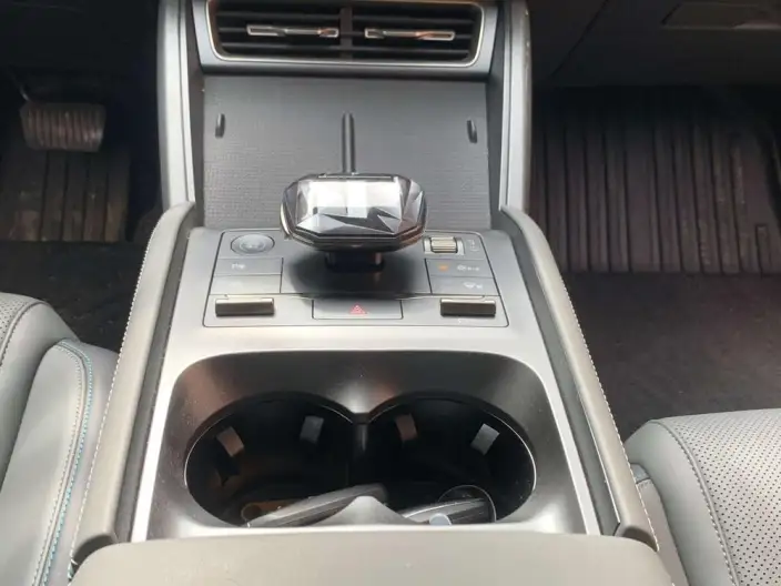 QinL DM 2025 Model Smart Driving Edition DM-i 80KM Leading Model – фото 10