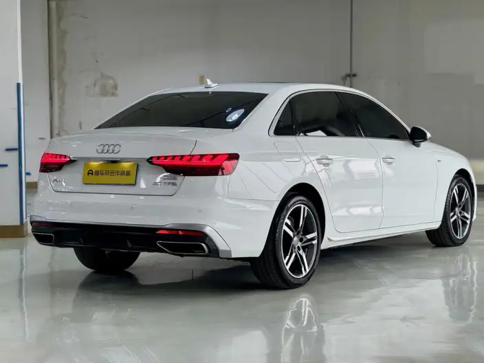 Audi A4 L 2022 Model 40 TFSI Luxury Dynamic Model – фото 6