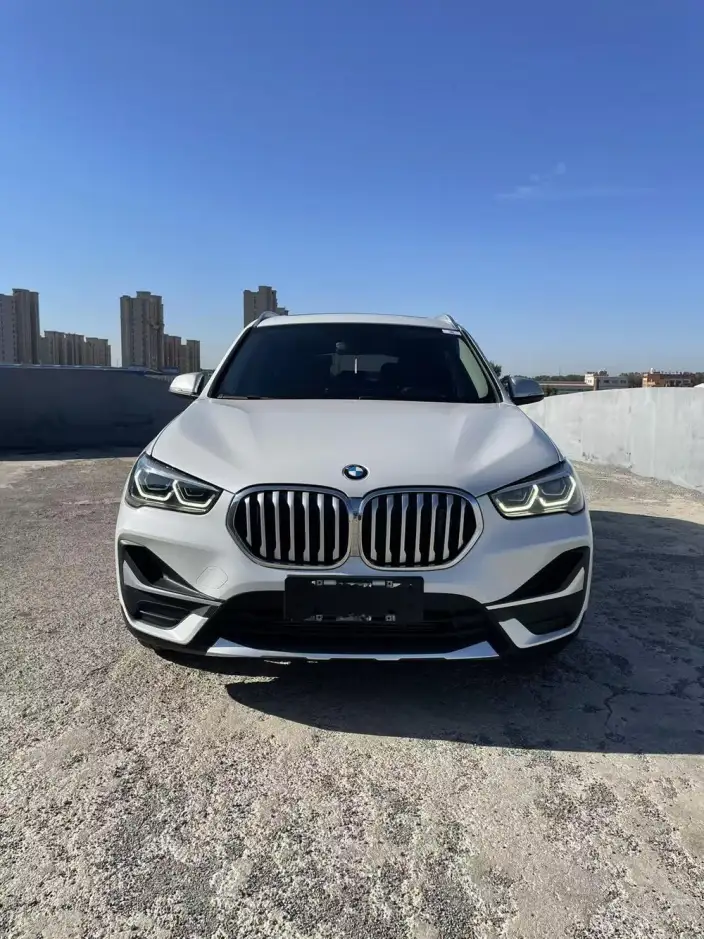 BMW X1 2022 Model sDrive20Li Fashion Model – фото 2