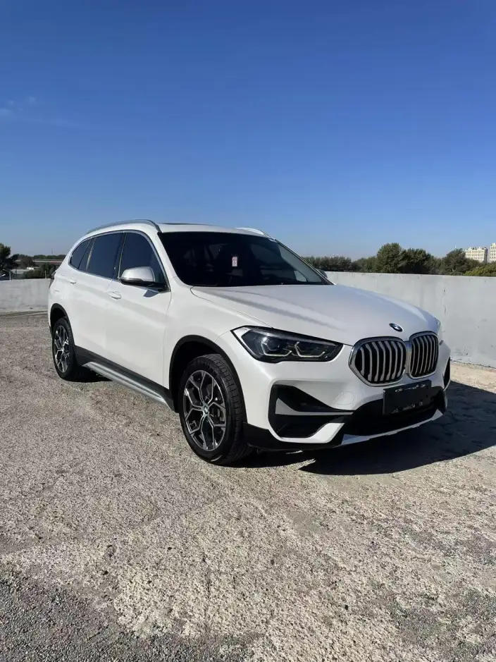 BMW X1 2022 Model sDrive20Li Fashion Model – фото 3