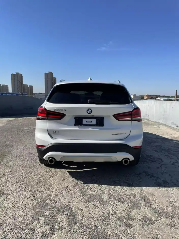 BMW X1 2022 Model sDrive20Li Fashion Model – фото 5
