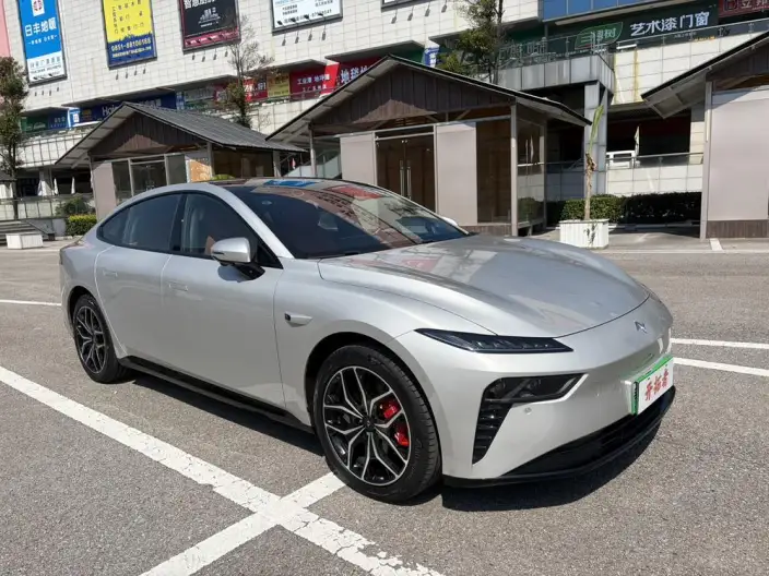 eπ 007 2025 Model EV 565 4WD Max Pilot Edition – фото 3