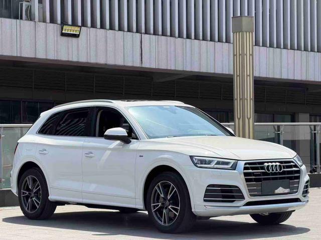 Audi Q5L 2020 40 TFSI Honor Style – фото 3