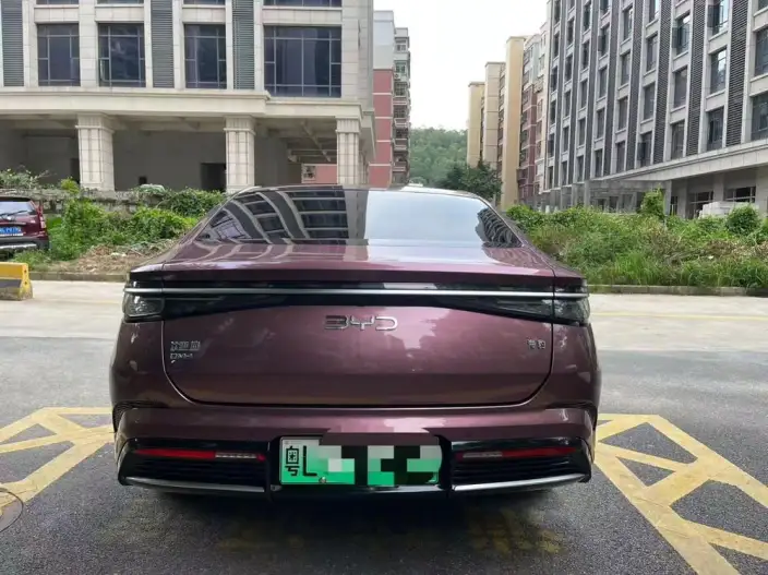 BYD Seal DM 2024 Model Honor Edition DM-i 1.5T 121KM Zunrong Model – фото 4