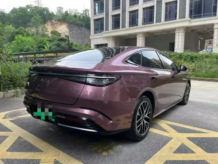 BYD Seal DM 2024 Model Honor Edition DM-i 1.5T 121KM Zunrong Model – фото 5