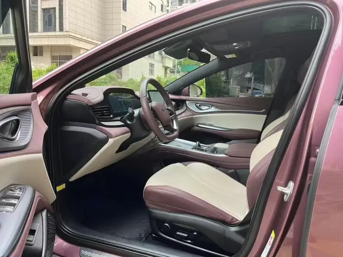 BYD Seal DM 2024 Model Honor Edition DM-i 1.5T 121KM Zunrong Model – фото 8