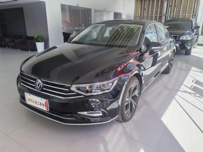 Volkswagen Magotan 2021 Model 330TSI DSG 30th Anniversary Memorial Edition – фото 1