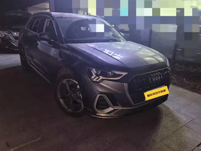 AUDI Q3 2022 Model 35 TFSI Fashion Dynamic Model