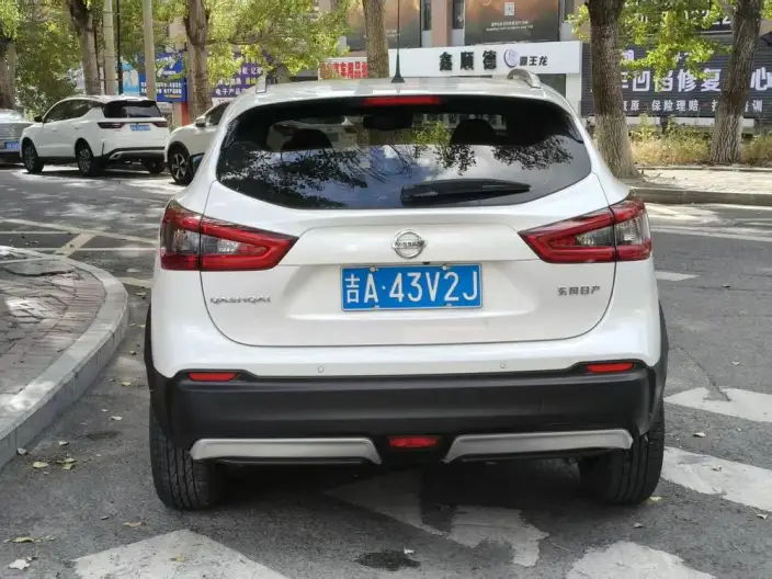 Nissan Qashqai 2022 Model 2.0L XV Prem. Deluxe Edition – фото 5