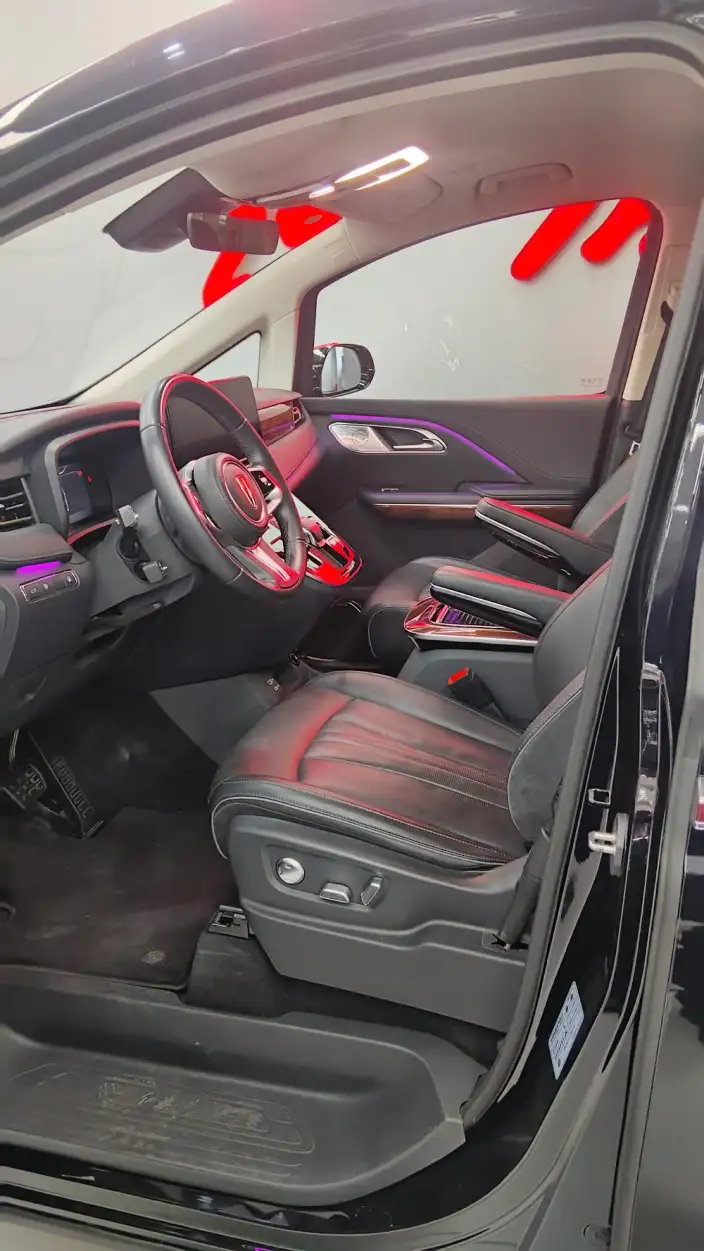 HONGQI HQ9 PHEV 2024 Model 4WD Business Edition – фото 8
