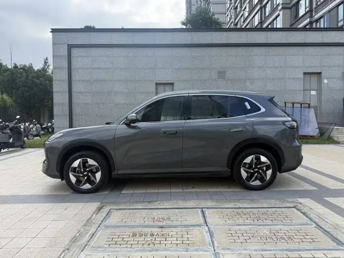 Geely Galaxy E5 2026 Model 610km Tiggo + Edition