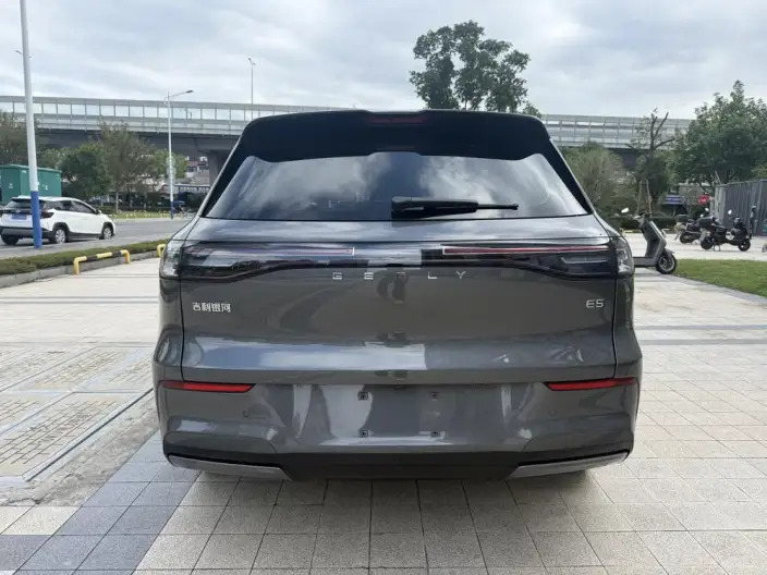 Geely Galaxy E5 2026 Model 610km Tiggo + Edition – фото 6