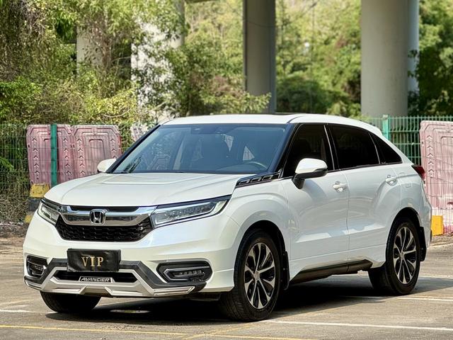 Honda Avancier 2017 модификация 240TURBO 2WD Exclusive Edition – фото 1