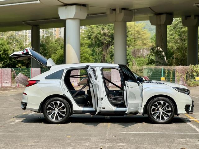 Honda Avancier 2017 модификация 240TURBO 2WD Exclusive Edition – фото 5