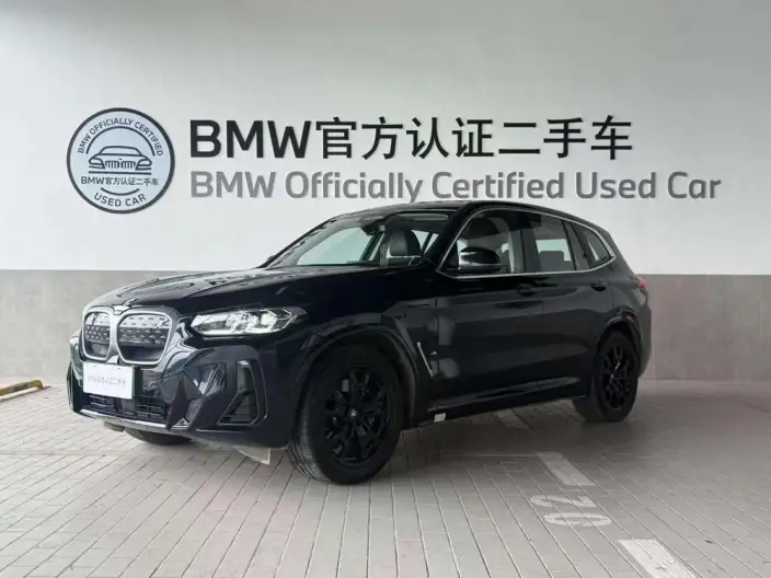 BMW iX3 2023 Model Leading Model – фото 1