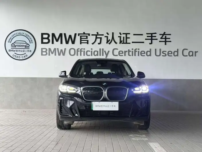 BMW iX3 2023 Model Leading Model – фото 2