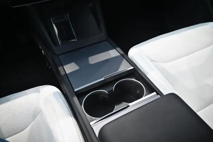 Model 3 2023 Model Rear-wheel drive version – фото 7