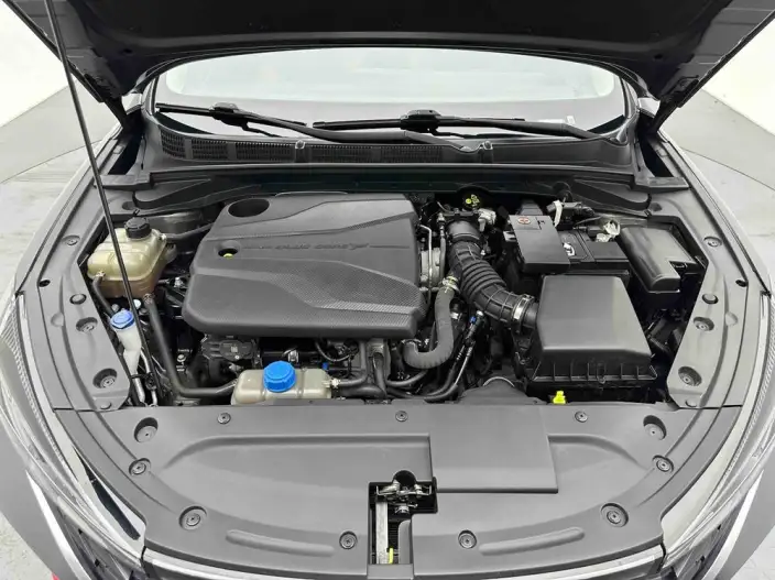 Changan Eado 2023 Model PLUS Changxiang Edition Blue whale NE 1.4T GDI DCT Noble Model – фото 7