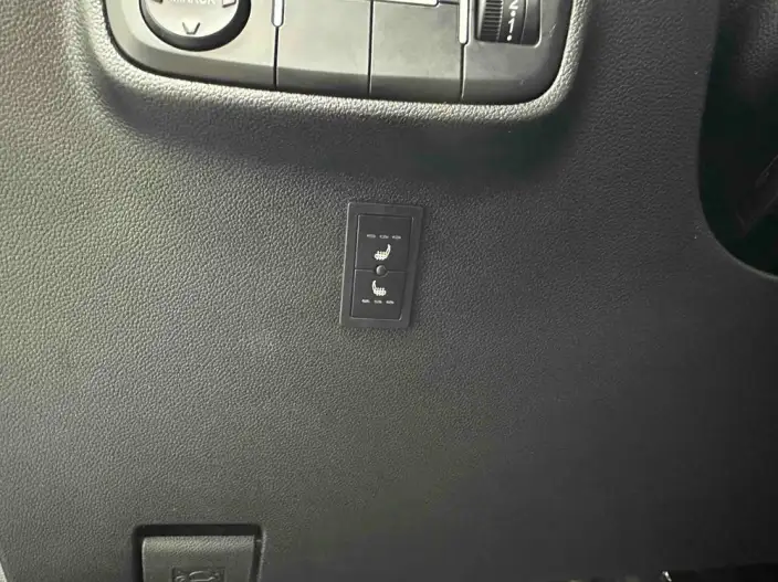 Changan Eado 2023 Model PLUS Changxiang Edition Blue whale NE 1.4T GDI DCT Noble Model – фото 9