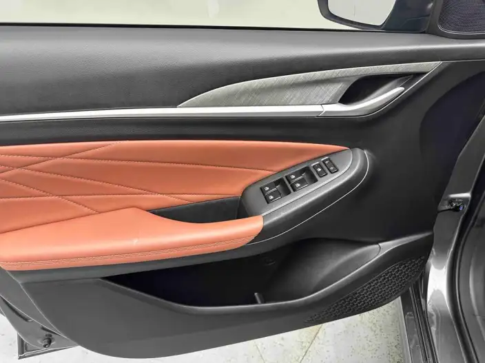 Changan Eado 2023 Model PLUS Changxiang Edition Blue whale NE 1.4T GDI DCT Noble Model – фото 10