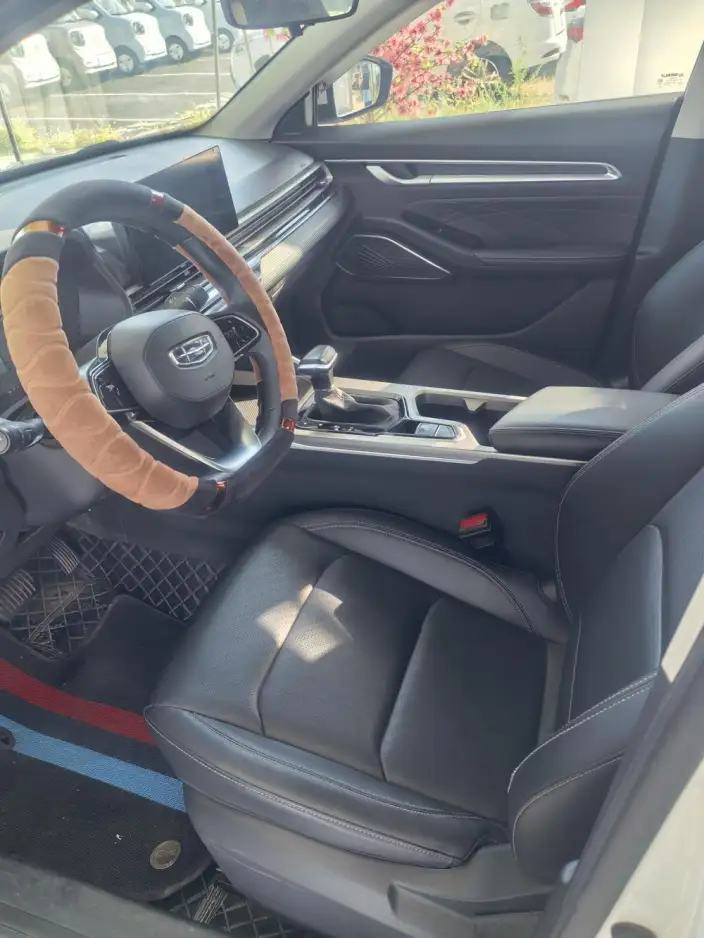Geely Emgrand 2023 Model No. 4 Gen Champion Edition 1.5L CVT Luxury Model – фото 8