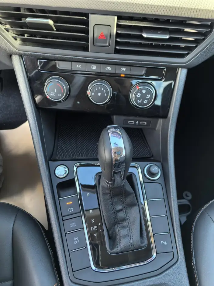 Volkswagen Bora 2023 Model 200TSI DSG Zhixing PRO Edition – фото 9
