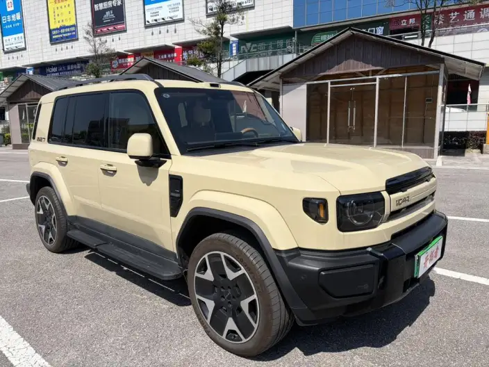 iCAR V27 2026 Model 200km 4WD Falcon700