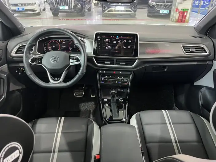 Volkswagen T-Roc 2024 Model 300TSI DSG Chenguang Edition – фото 10