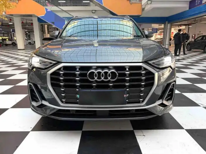 AUDI Q3 2022 Model 35 TFSI Fashion Dynamic Model