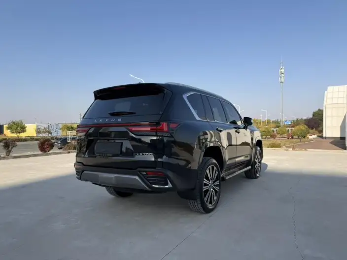 Lexus LX 2025 Model 700h Territory Edition – фото 6