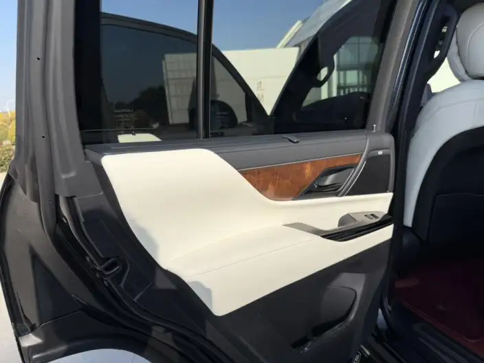 Lexus LX 2025 Model 700h Territory Edition – фото 8