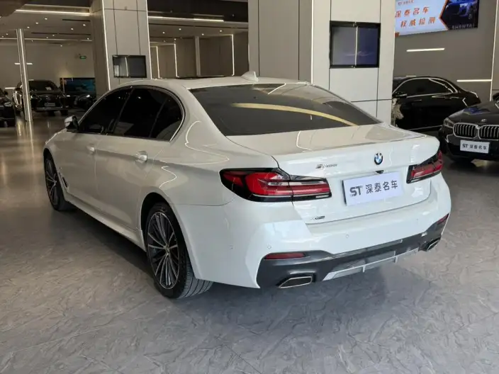 BMW 5 Series 2022 Model Facelift 530Li xDrive M Sports Set – фото 4