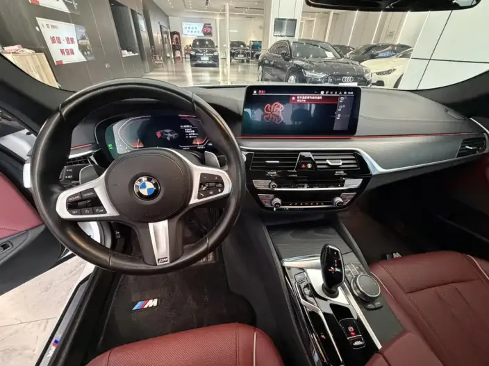 BMW 5 Series 2022 Model Facelift 530Li xDrive M Sports Set – фото 8