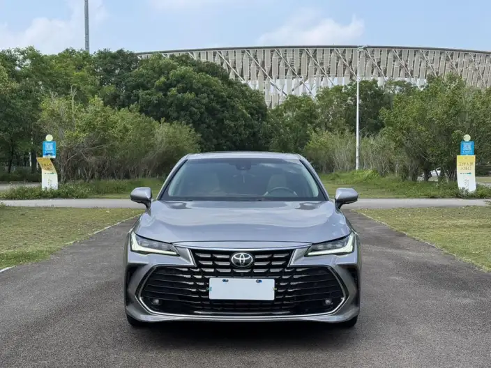 Toyota Avalon 2022 Model 2.0L XLE Exclusive Edition – фото 2