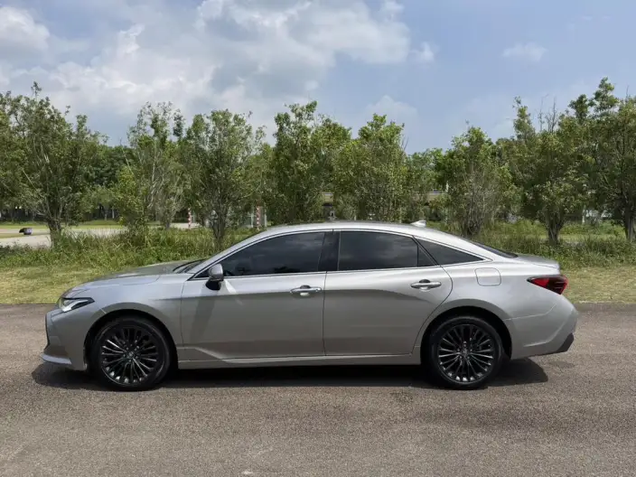 Toyota Avalon 2022 Model 2.0L XLE Exclusive Edition – фото 4