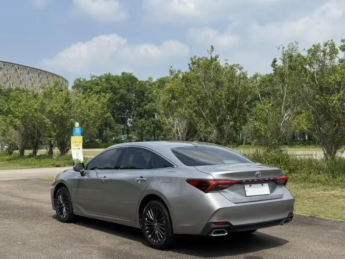Toyota Avalon 2022 Model 2.0L XLE Exclusive Edition – фото 5