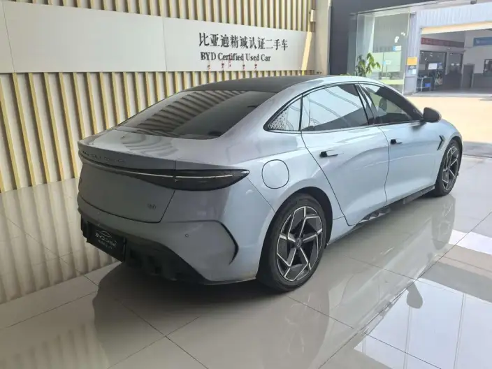 BYD Seal 2022 Model 700KM Long Battery Life Pro Rear Drive Edition – фото 6
