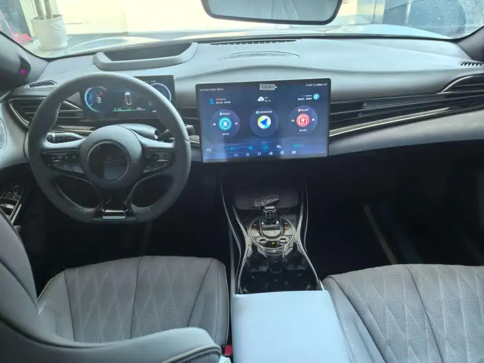 BYD Seal 2022 Model 700KM Long Battery Life Pro Rear Drive Edition – фото 9