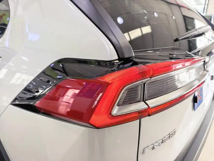 Toyota Wildlander 2023 Model 2.0L 2WD Leading version – фото 8