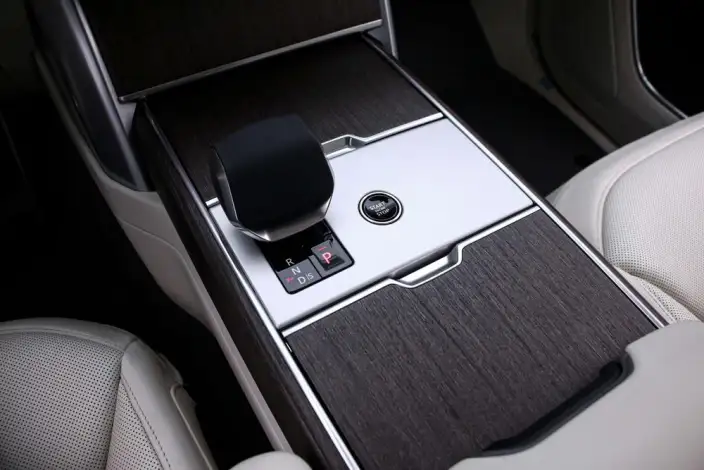 Range Rover 2025 Model 3.0 L6 400PS Shengshi Extended Edition – фото 10